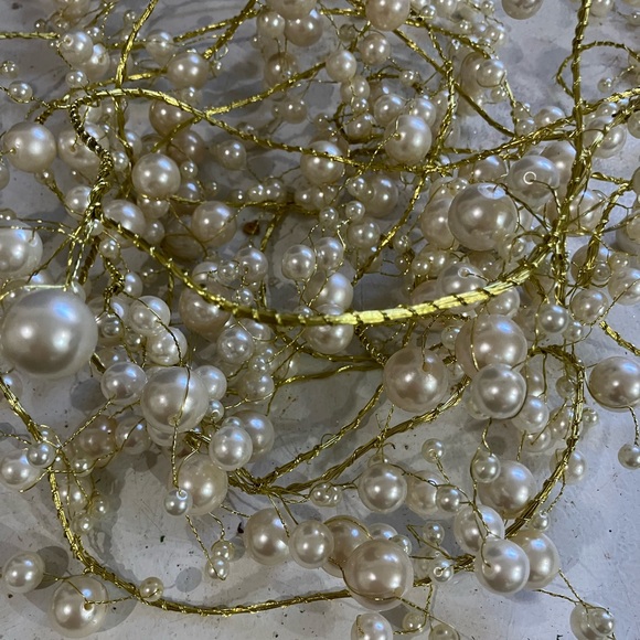 Beaded Ivory Pearl Garland Holiday Party Decor - Picture 10 of 10